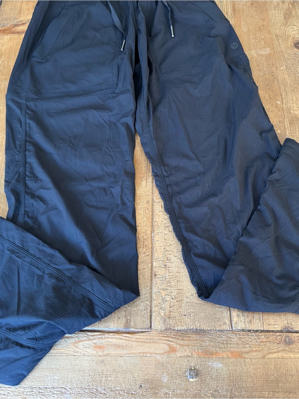 Lululemon Dance Studio Mid-Rise Pants- Size 2 - Picture 2 of 6